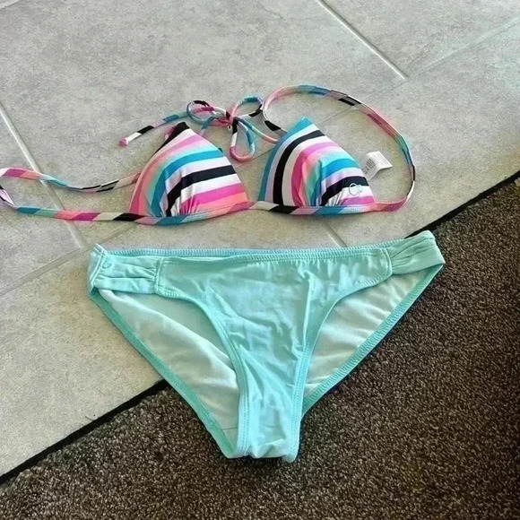 Multi Color Bikini - Picture 1 of 4
